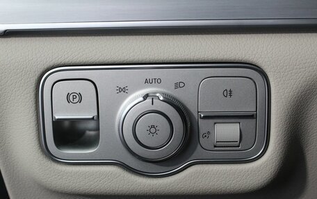 Mercedes-Benz GLE, 2024 год, 15 324 000 рублей, 17 фотография