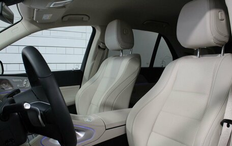 Mercedes-Benz GLE, 2024 год, 15 324 000 рублей, 14 фотография