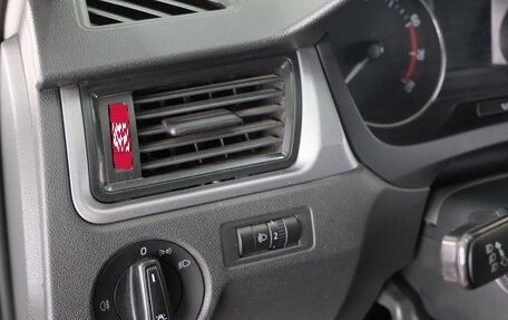 Skoda Rapid I, 2015 год, 1 059 000 рублей, 9 фотография