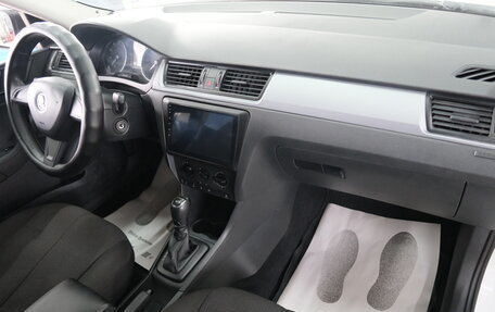 Skoda Rapid I, 2015 год, 1 059 000 рублей, 15 фотография