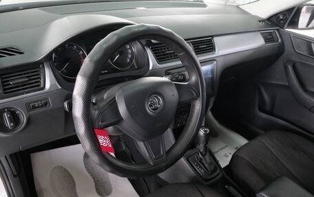 Skoda Rapid I, 2015 год, 1 059 000 рублей, 12 фотография