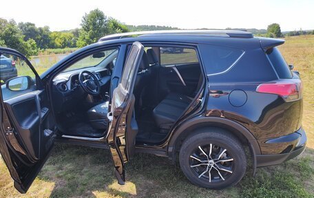 Toyota RAV4, 2018 год, 2 550 000 рублей, 8 фотография
