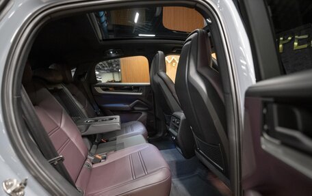 Porsche Cayenne III, 2025 год, 20 490 000 рублей, 25 фотография