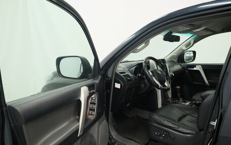 Toyota Land Cruiser Prado 150 рестайлинг 2, 2010 год, 2 770 000 рублей, 10 фотография