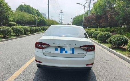 Skoda Octavia, 2021 год, 1 202 000 рублей, 4 фотография