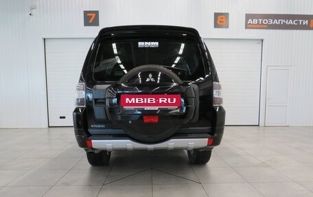 Mitsubishi Pajero IV, 2013 год, 2 060 000 рублей, 4 фотография