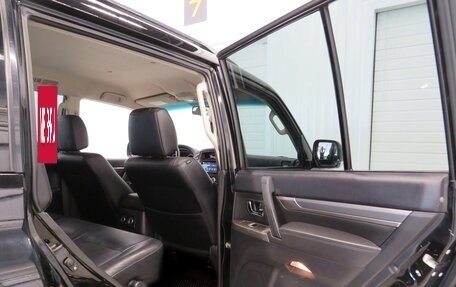 Mitsubishi Pajero IV, 2013 год, 2 060 000 рублей, 16 фотография