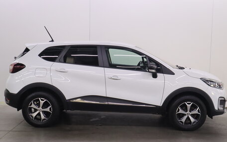 Renault Kaptur I рестайлинг, 2021 год, 1 730 000 рублей, 2 фотография
