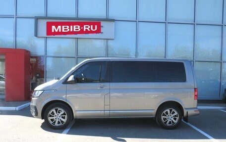 Volkswagen Caravelle T6 рестайлинг, 2021 год, 4 600 000 рублей, 6 фотография