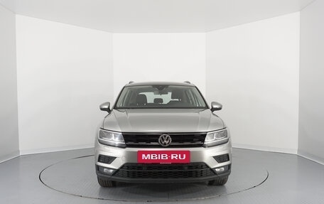 Volkswagen Tiguan II, 2020 год, 2 120 000 рублей, 8 фотография