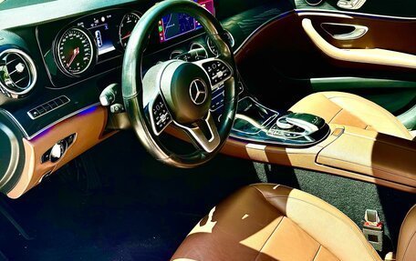 Mercedes-Benz E-Класс, 2019 год, 3 650 000 рублей, 9 фотография