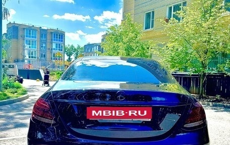 Mercedes-Benz E-Класс, 2019 год, 3 650 000 рублей, 6 фотография