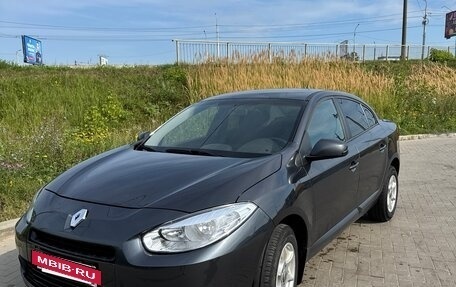 Renault Fluence I, 2012 год, 590 000 рублей, 2 фотография
