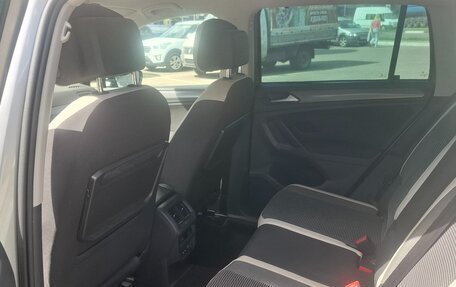 Volkswagen Tiguan II, 2018 год, 3 250 000 рублей, 2 фотография
