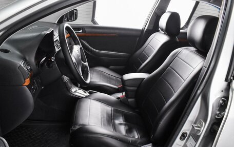 Toyota Avensis III рестайлинг, 2007 год, 789 000 рублей, 10 фотография