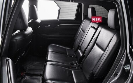 Toyota Highlander III, 2014 год, 2 949 000 рублей, 10 фотография