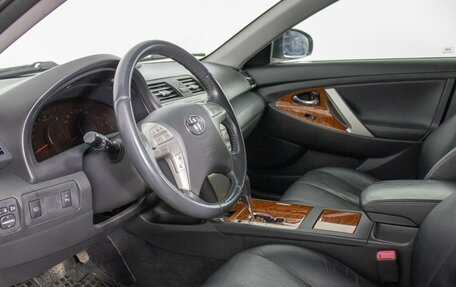 Toyota Camry, 2011 год, 1 200 000 рублей, 10 фотография