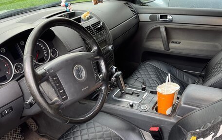 Volkswagen Touareg III, 2006 год, 825 000 рублей, 8 фотография