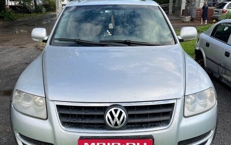Volkswagen Touareg III, 2006 год, 825 000 рублей, 2 фотография