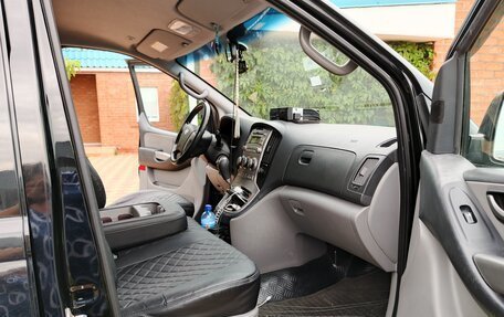 Hyundai Grand Starex Grand Starex I рестайлинг 2, 2013 год, 2 300 000 рублей, 15 фотография