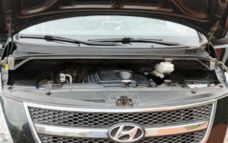 Hyundai Grand Starex Grand Starex I рестайлинг 2, 2013 год, 2 300 000 рублей, 26 фотография