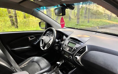 Hyundai ix35 I рестайлинг, 2010 год, 880 000 рублей, 9 фотография