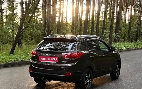 Hyundai ix35 I рестайлинг, 2010 год, 880 000 рублей, 4 фотография