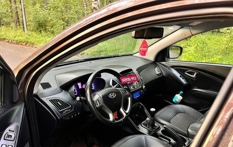 Hyundai ix35 I рестайлинг, 2010 год, 880 000 рублей, 8 фотография