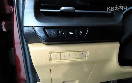 KIA Carnival, 2021 год, 2 375 000 рублей, 13 фотография