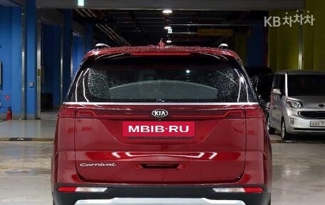 KIA Carnival, 2021 год, 2 375 000 рублей, 2 фотография