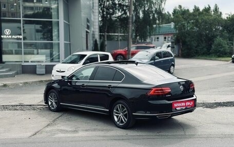 Volkswagen Passat B8 рестайлинг, 2018 год, 1 980 000 рублей, 6 фотография
