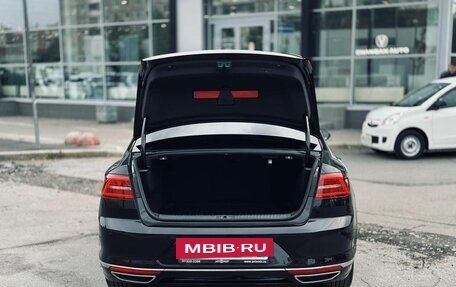 Volkswagen Passat B8 рестайлинг, 2018 год, 1 980 000 рублей, 7 фотография