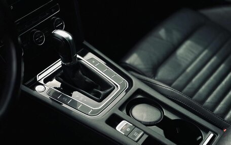 Volkswagen Passat B8 рестайлинг, 2018 год, 1 980 000 рублей, 17 фотография
