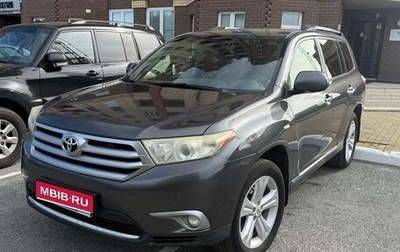 Toyota Highlander III, 2012 год, 1 699 000 рублей, 1 фотография