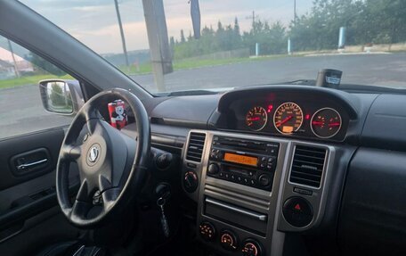 Nissan X-Trail, 2005 год, 710 000 рублей, 10 фотография