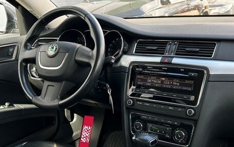 Skoda Superb III рестайлинг, 2010 год, 1 198 600 рублей, 15 фотография