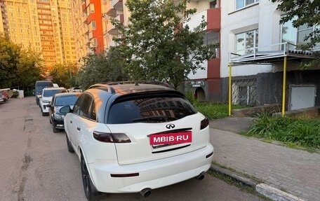 Infiniti FX I, 2007 год, 880 000 рублей, 3 фотография