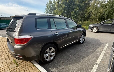 Toyota Highlander III, 2012 год, 1 699 000 рублей, 4 фотография