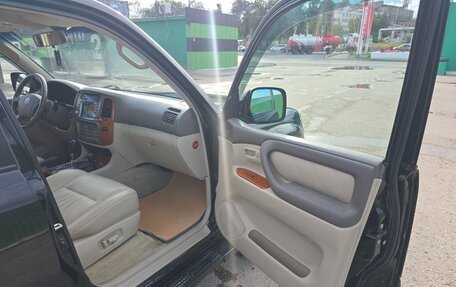 Toyota Land Cruiser 100 рестайлинг 2, 2006 год, 2 250 000 рублей, 20 фотография
