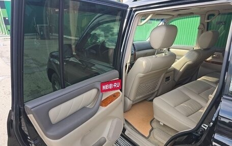 Toyota Land Cruiser 100 рестайлинг 2, 2006 год, 2 250 000 рублей, 13 фотография