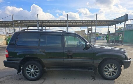 Toyota Land Cruiser 100 рестайлинг 2, 2006 год, 2 250 000 рублей, 26 фотография