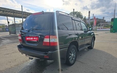 Toyota Land Cruiser 100 рестайлинг 2, 2006 год, 2 250 000 рублей, 24 фотография
