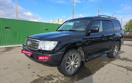 Toyota Land Cruiser 100 рестайлинг 2, 2006 год, 2 250 000 рублей, 30 фотография