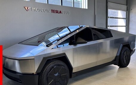 Tesla Cybertruck, 2024 год, 27 500 000 рублей, 2 фотография