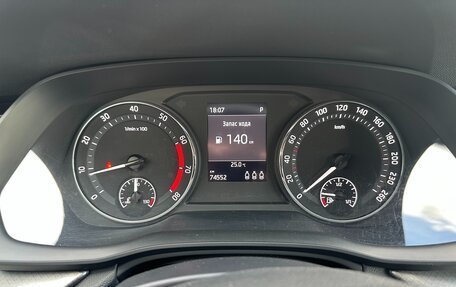 Skoda Octavia IV, 2021 год, 2 300 000 рублей, 13 фотография
