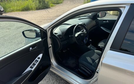 Hyundai Solaris II рестайлинг, 2014 год, 810 000 рублей, 18 фотография