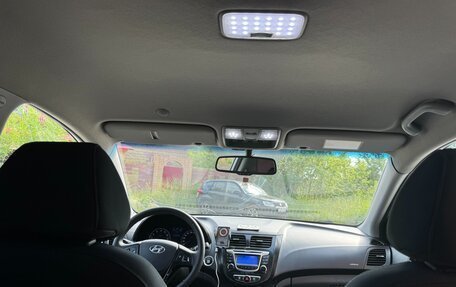 Hyundai Solaris II рестайлинг, 2014 год, 810 000 рублей, 30 фотография