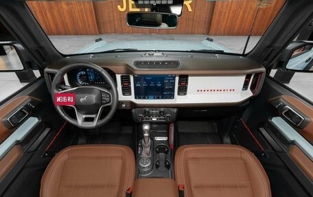 Ford Bronco, 2024 год, 13 542 000 рублей, 17 фотография