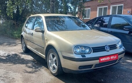 Volkswagen Golf IV, 2001 год, 400 000 рублей, 1 фотография