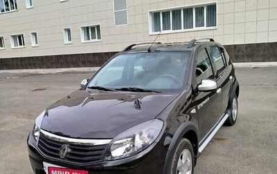 Renault Sandero II рестайлинг, 2014 год, 900 000 рублей, 1 фотография